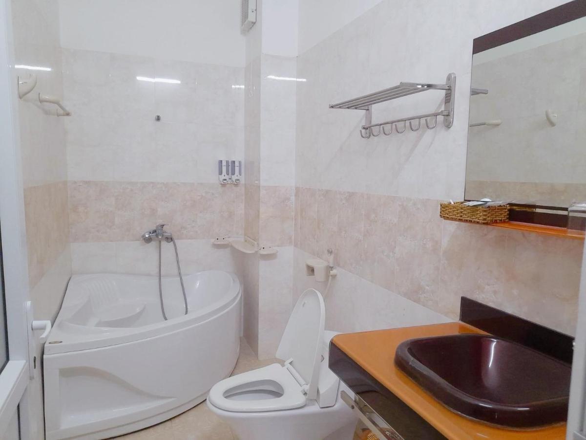 Sea Beach Hotel Vung Tau Exterior photo